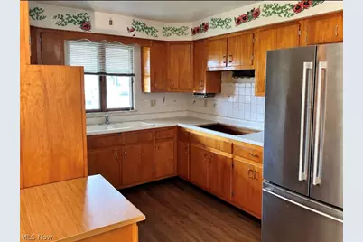 229 Donnell Street, Weirton, WV 26062 - Photo 9