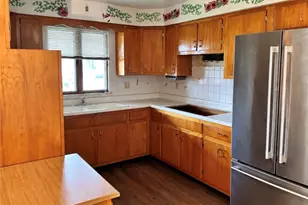 229 Donnell St, Weirton, WV 26062 - Photo 9