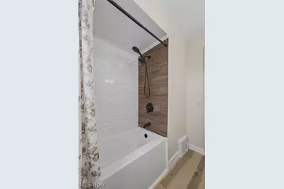 2300 38th Street NW, Canton, OH 44709 - Photo 29