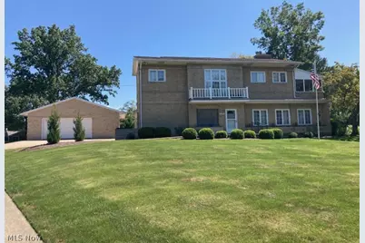 965 N Broadway Street, New Philadelphia, OH 44663 - Photo 1