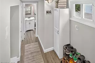 8247 Fairlane Dr, Macedonia, OH 44056 - Photo 25