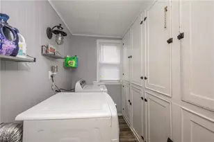 544 E High St, Uhrichsville, OH 44683 - Photo 17