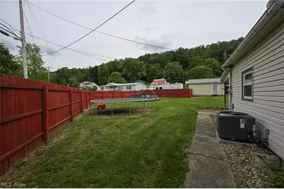 544 E High Street, Uhrichsville, OH 44683 - Photo 7