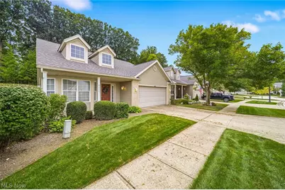 2600 Redtail Court #34, Twinsburg, OH 44087 - Photo 3