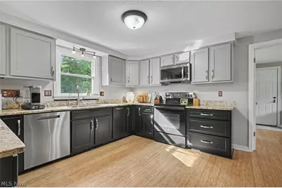 7370 Lacosta Drive, Hudson, OH 44236 - Photo 5