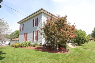 115 Burbank St, Creston, OH 44217 - Photo 3