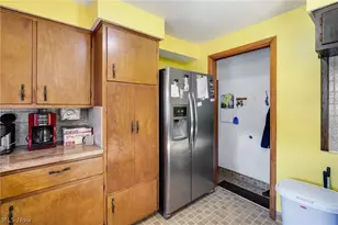 3229 Glen Oaks Dr, Youngstown, OH 44511 - Photo 23
