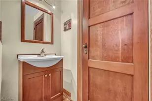 1365 E 348th St, Eastlake, OH 44095 - Photo 17