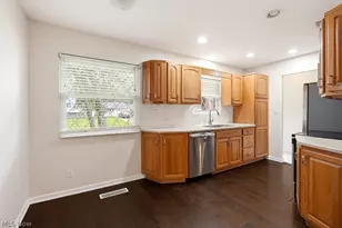 3863 Neville Dr, Kent, OH 44240 - Photo 13