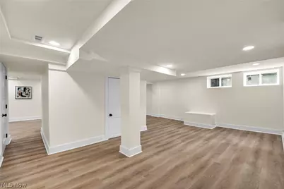 2094 Lamberton Road, Cleveland Heights, OH 44118 - Photo 35
