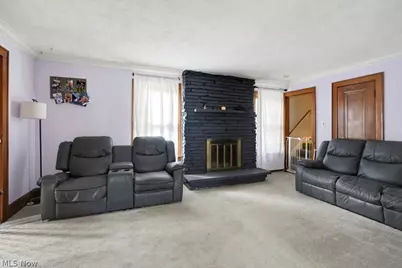 2390 Roth Drive, Cuyahoga Falls, OH 44221 - Photo 5
