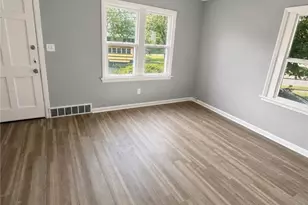 4197 E 160th St, Loveland, OH 44128 - Photo 3