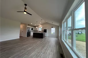 4703 Stevie Ave SW, Massillon, OH 44646 - Photo 5