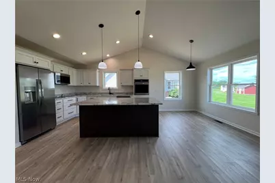 4703 Stevie Avenue SW, Massillon, OH 44646 - Photo 23