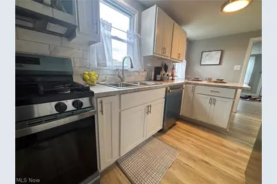 1242 Dartmouth Avenue SW, Canton, OH 44710 - Photo 3