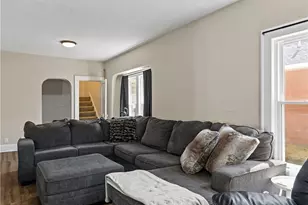 553 Wesleyan Ave, Barberton, OH 44203 - Photo 5