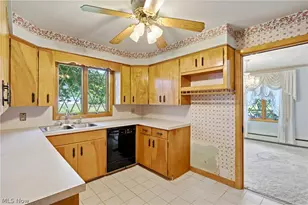 11225 Freshley Ave NE, Alliance, OH 44601 - Photo 15
