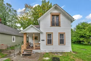 3288 W 52nd St, Loveland, OH 44102 - Photo 1