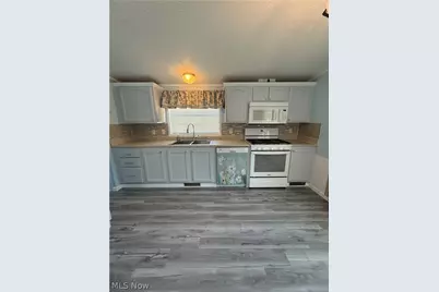 11608 NE 4th Street, Magnolia, OH 44643 - Photo 15