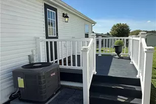 11608 NE 4th St, Magnolia, OH 44643 - Photo 7