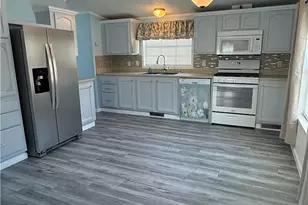11608 NE 4th St, Magnolia, OH 44643 - Photo 13