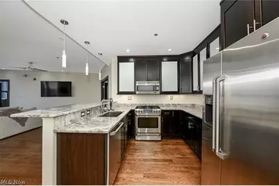 701 W Lakeside Avenue #608, Loveland, OH 44113 - Photo 3