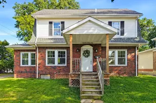 1939 Chestnut Blvd, Cuyahoga Falls, OH 44223 - Photo 1