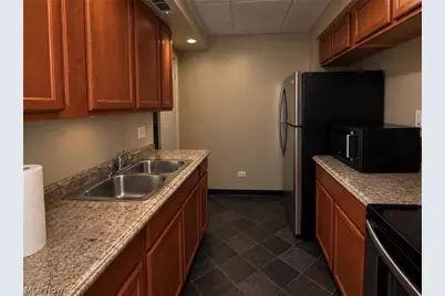 19015 Van Aken Boulevard #314, Huber Heights, OH 44122 - Photo 3