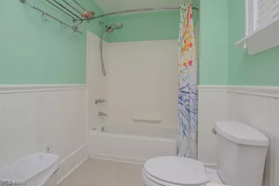 26240 Pettibone Road, Oakwood, OH 44146 - Photo 7