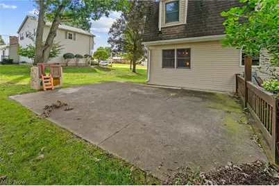 7814 Indian Trail, Poland, OH 44514 - Photo 11