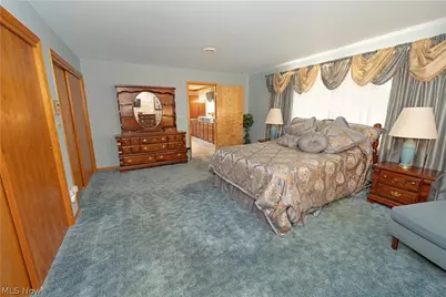 1325 Braceville Robinson Road, Worthington, OH 44470 - Photo 25