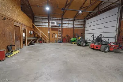 1325 Braceville Robinson Road, Worthington, OH 44470 - Photo 43