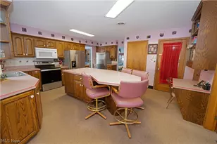 1325 Braceville Robinson Rd, Worthington, OH 44470 - Photo 17