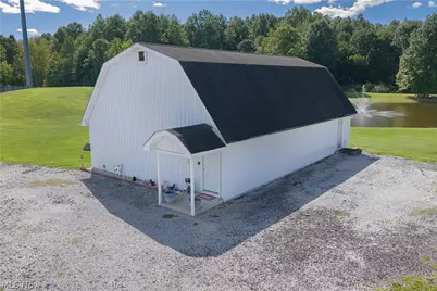 1325 Braceville Robinson Road, Worthington, OH 44470 - Photo 37