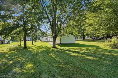 2351 Heston Drive, Lake Milton, OH 44429 - Photo 27