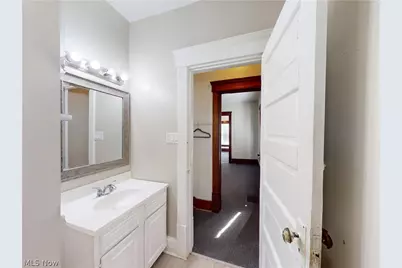 476 Rentschler Street, Akron, OH 44304 - Photo 11