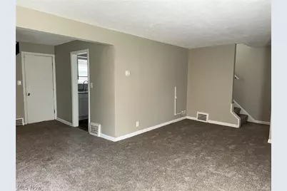 16401 Judson Drive, Loveland, OH 44128 - Photo 9