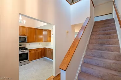 1534 Southpointe Circle NE, Canton, OH 44714 - Photo 3