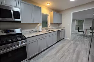 1069 Ghent Rd, Akron, OH 44333 - Photo 7