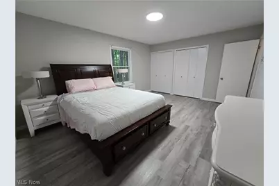 1069 Ghent Road, Akron, OH 44333 - Photo 15