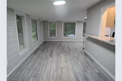 1069 Ghent Road, Akron, OH 44333 - Photo 5