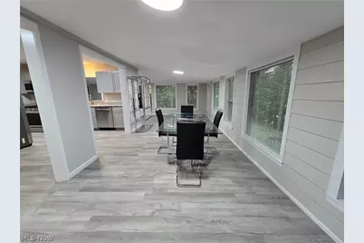 1069 Ghent Road, Akron, OH 44333 - Photo 9