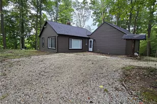 1069 Ghent Rd, Akron, OH 44333 - Photo 1