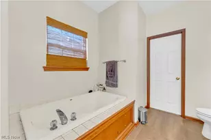 4201 Brooks Ct, Lorain, OH 44053 - Photo 25