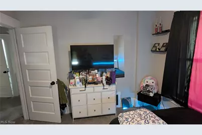 385 Campbell Street, Akron, OH 44307 - Photo 39