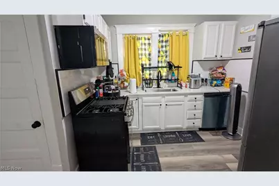 385 Campbell Street, Akron, OH 44307 - Photo 19