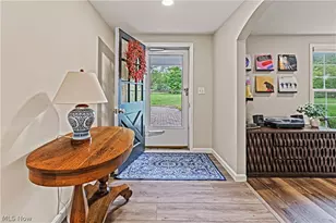 18050 Elliott Dr, Chagrin Falls, OH 44023 - Photo 5