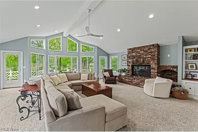 18050 Elliott Drive, Chagrin Falls, OH 44023 - Photo 23