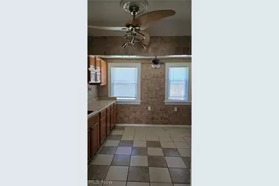 10017 Sandusky Avenue, Loveland, OH 44105 - Photo 7