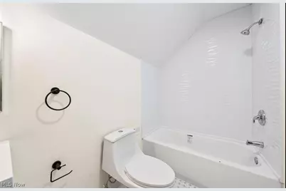 5215 Duke Avenue, Loveland, OH 44102 - Photo 19